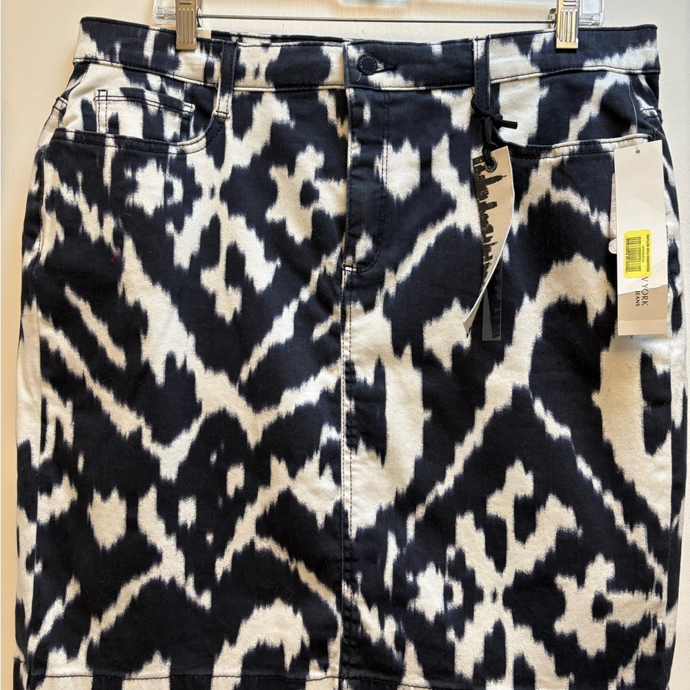 Jones New York Dark Blue and White Mini Pencil Skirt